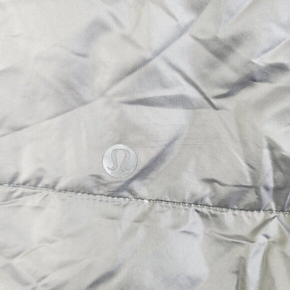 Lululemon Women's Dark Green Out In The Element Hooded Puff Parka Jacket Size 4 - Picture 5 of 8